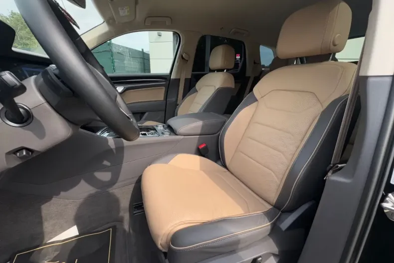 Volkswagen Touareg din 2024 cu 10.999 km - oferta VOL112542 - foto 17