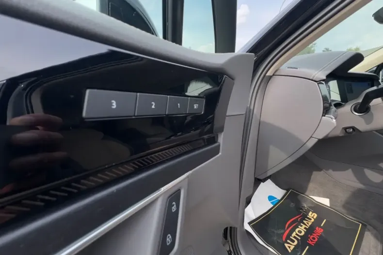 Volkswagen Touareg din 2024 cu 10.999 km - oferta VOL112542 - foto 21