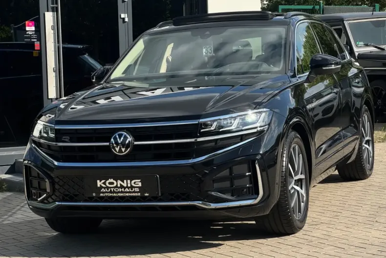 Volkswagen Touareg din 2023 cu 31.985 km - oferta VOL112544 - foto 1