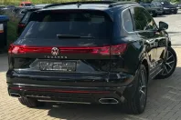 Volkswagen Touareg din 2023 cu 31.985 km - oferta VOL112544 - foto 13
