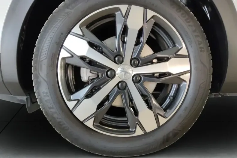 Peugeot 3008 din 2023 cu 19.658 km - oferta PEU112549 - foto 4