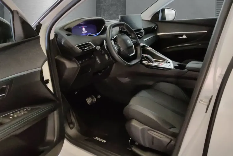 Peugeot 3008 din 2023 cu 19.658 km - oferta PEU112549 - foto 7