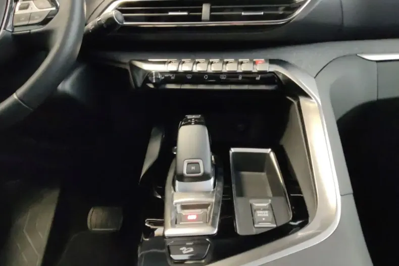 Peugeot 3008 din 2023 cu 19.658 km - oferta PEU112549 - foto 11