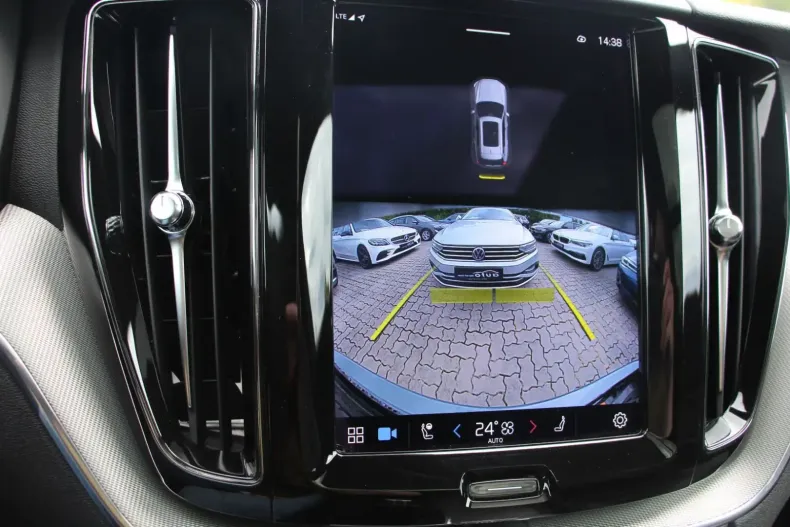 Volvo XC60 din 2022 cu 81.000 km - oferta VOL112553 - foto 17