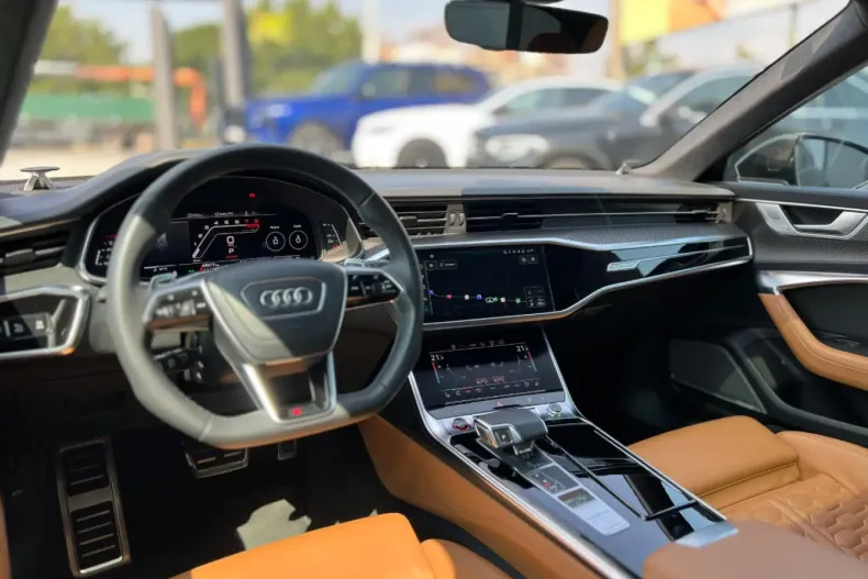 Audi RS6 din 2022 cu 50.000 km - oferta AUD112554 - foto 30