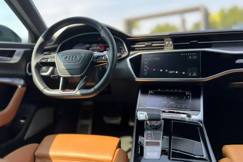 Audi RS6 din 2022 cu 50.000 km - oferta AUD112554 - foto 31