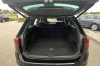 Volkswagen Passat Variant din 2023 cu 25.564 km - oferta VOL112555 - foto 13