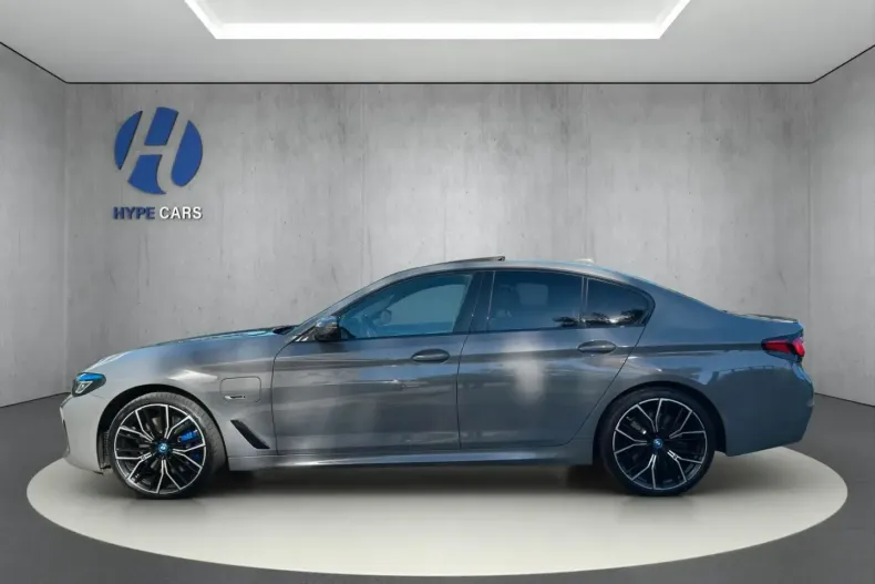 BMW 545 din 2022 cu 48.493 km - oferta BMW112561 - foto 6