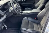 Volvo XC90 din 2020 cu 73.000 km - oferta VOL112582 - foto 8