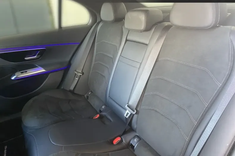 Mercedes-Benz E 220 din 2023 cu 35.490 km - oferta MER112585 - foto 13