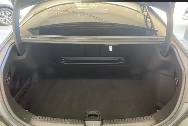 Mercedes-Benz E 220 din 2023 cu 35.490 km - oferta MER112585 - foto 14