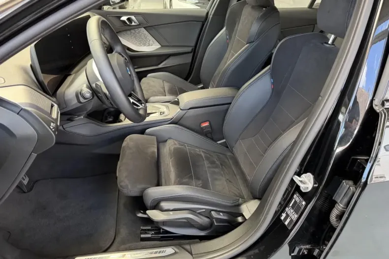 BMW 120 din 2024 cu 4.687 km - oferta BMW112603 - foto 9