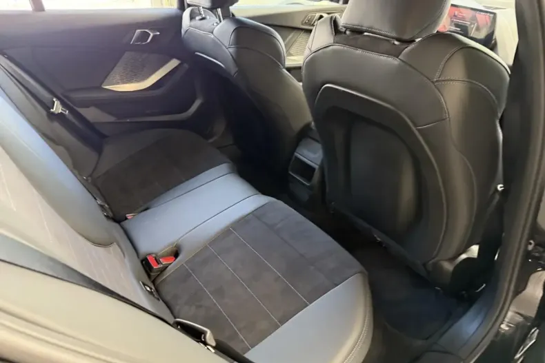 BMW 120 din 2024 cu 4.687 km - oferta BMW112603 - foto 12