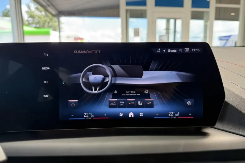 BMW 120 din 2024 cu 4.687 km - oferta BMW112603 - foto 27