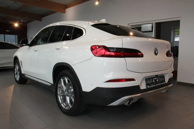 BMW X4 din 2021 cu 70.770 km - oferta BMW112606 - foto 4