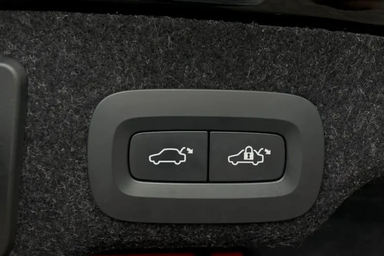 Volvo S90 din 2022 cu 62.827 km - oferta VOL112607 - foto 11