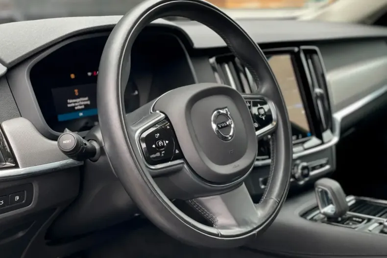 Volvo S90 din 2022 cu 62.827 km - oferta VOL112607 - foto 17