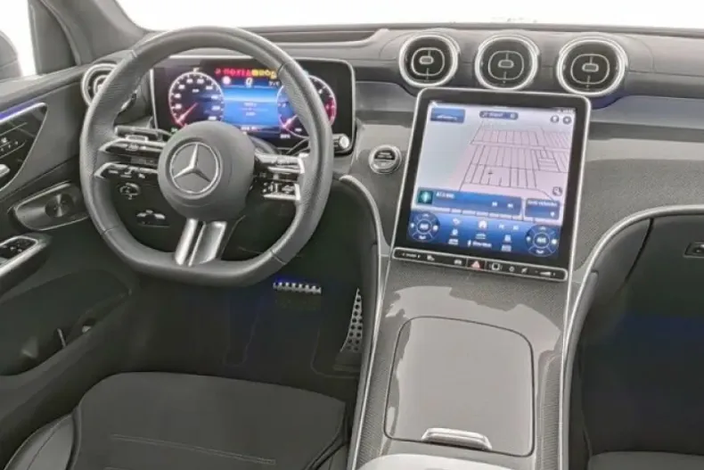 Mercedes-Benz GLC 450 din 2024 cu 13.685 km - oferta MER112608 - foto 7