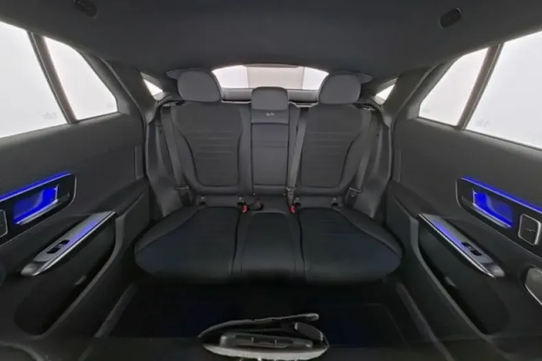 Mercedes-Benz GLC 450 din 2024 cu 13.685 km - oferta MER112608 - foto 9