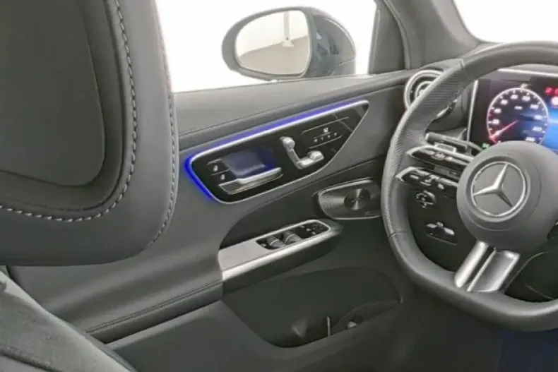 Mercedes-Benz GLC 450 din 2024 cu 13.685 km - oferta MER112608 - foto 10