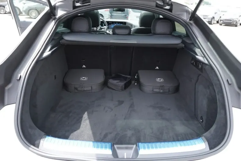 Mercedes-Benz GLE 53 AMG din 2024 cu 5.600 km - oferta MER112612 - foto 10