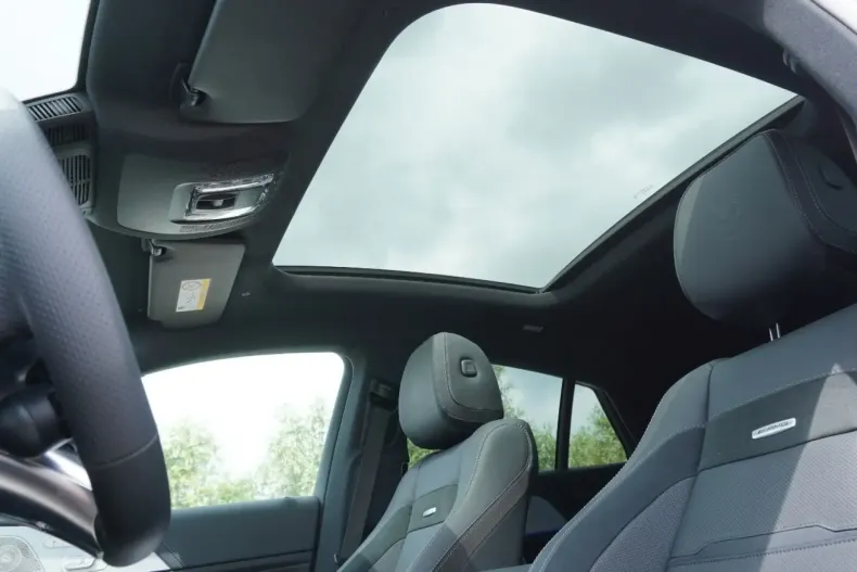 Mercedes-Benz GLE 53 AMG din 2024 cu 5.600 km - oferta MER112612 - foto 13