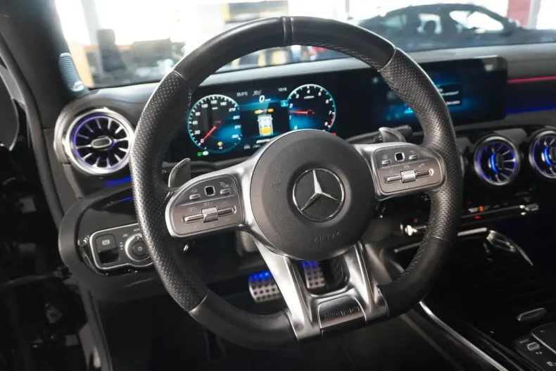 Mercedes-Benz A 45 AMG din 2021 cu 63.900 km - oferta MER112616 - foto 11