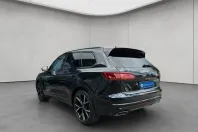 Volkswagen Touareg din 2023 cu 56.969 km - oferta VOL112617 - foto 2