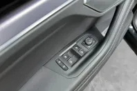 Volkswagen Touareg din 2023 cu 56.969 km - oferta VOL112617 - foto 16