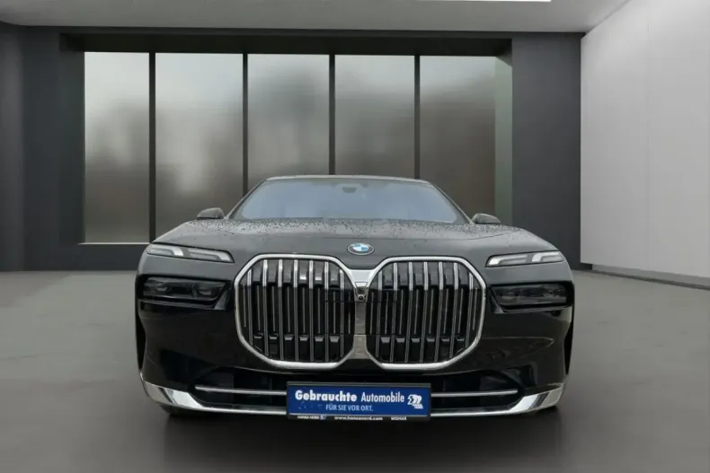 BMW 740 din 2023 cu 95.124 km - oferta BMW112618 - foto 2