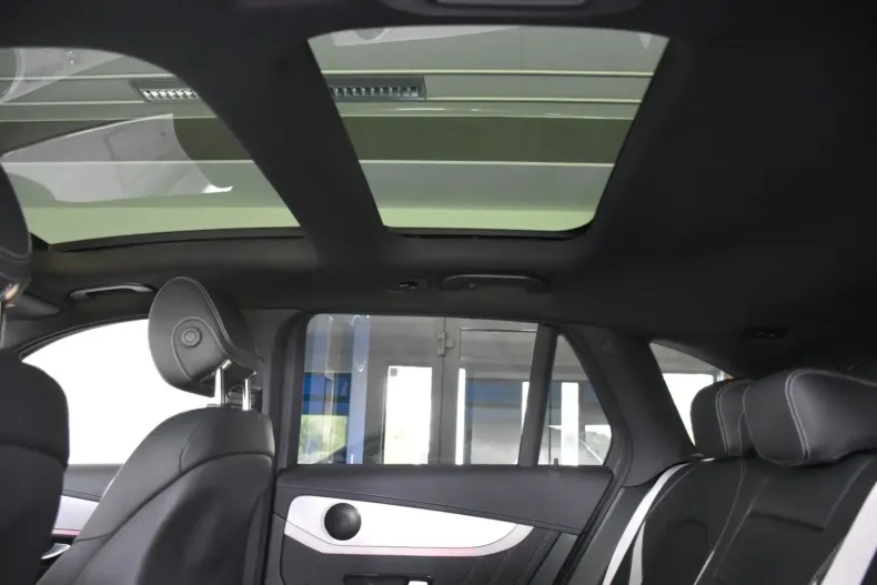 Mercedes-Benz GLC 63 AMG din 2021 cu 66.412 km - oferta MER112620 - foto 17