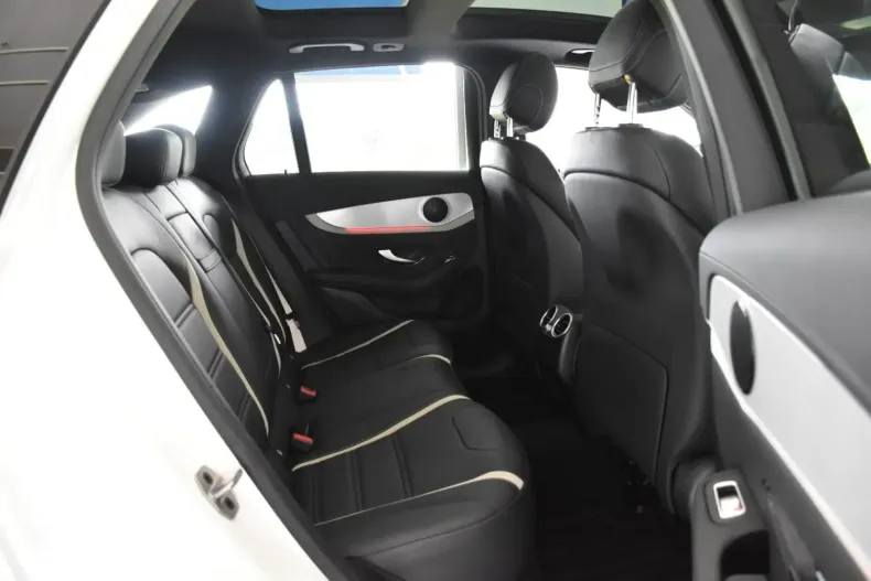 Mercedes-Benz GLC 63 AMG din 2021 cu 66.412 km - oferta MER112620 - foto 19