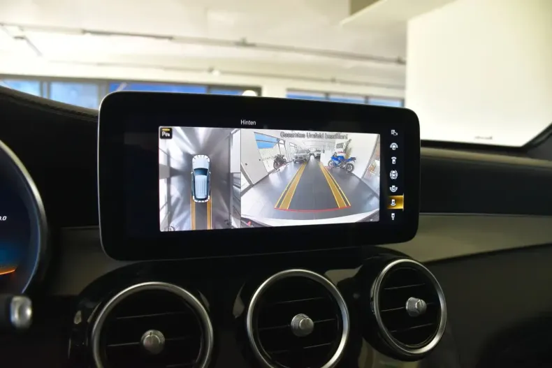 Mercedes-Benz GLC 63 AMG din 2021 cu 66.412 km - oferta MER112620 - foto 24