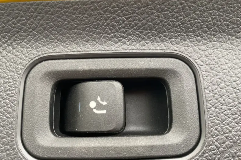 Mercedes-Benz A 45 AMG din 2022 cu 59.980 km - oferta MER112621 - foto 17