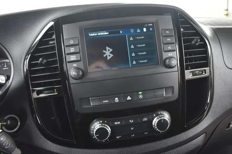 Mercedes-Benz V 250 din 2021 cu 32.680 km - oferta MER112623 - foto 24