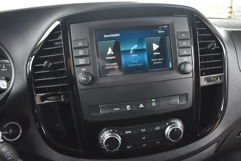 Mercedes-Benz V 250 din 2021 cu 32.680 km - oferta MER112623 - foto 26