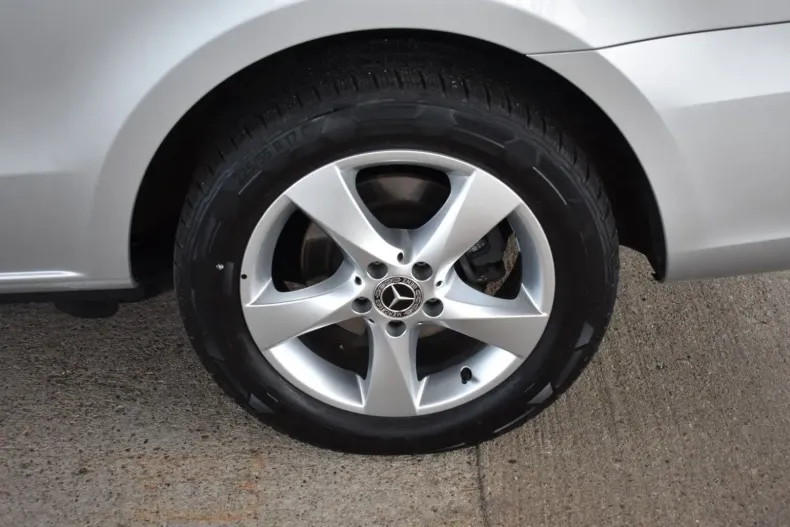 Mercedes-Benz V 250 din 2021 cu 32.680 km - oferta MER112623 - foto 28