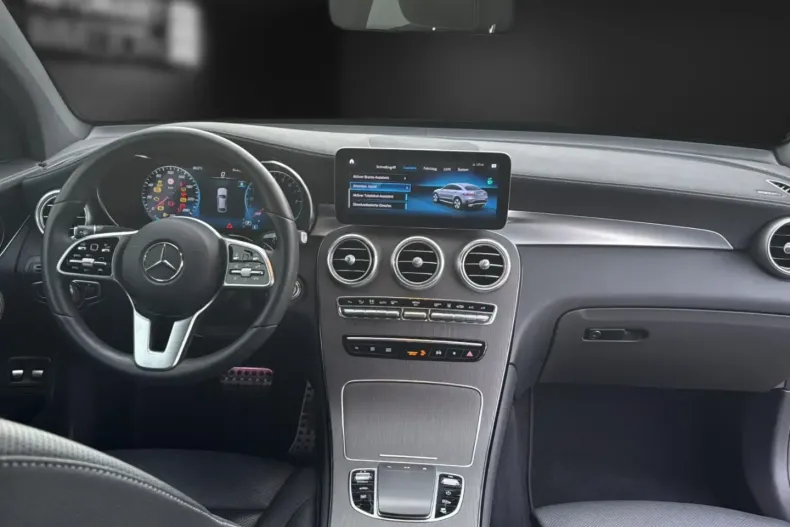 Mercedes-Benz GLC 300 din 2021 cu 74.121 km - oferta MER112625 - foto 12