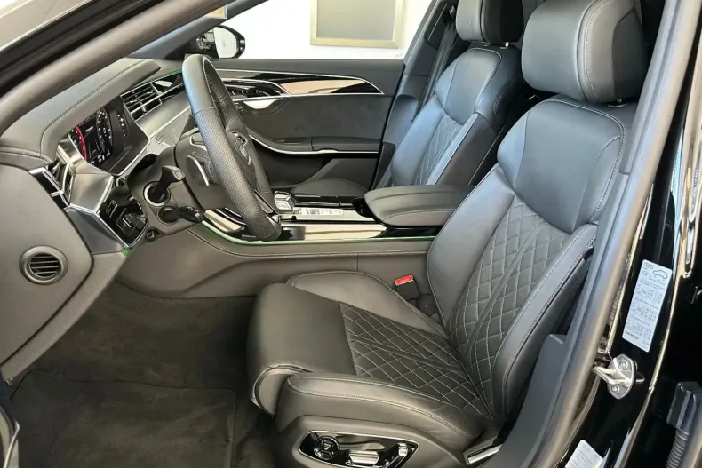 Audi S8 din 2023 cu 58.013 km - oferta AUD112627 - foto 8