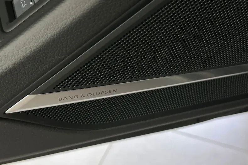 Audi S8 din 2023 cu 58.013 km - oferta AUD112627 - foto 29