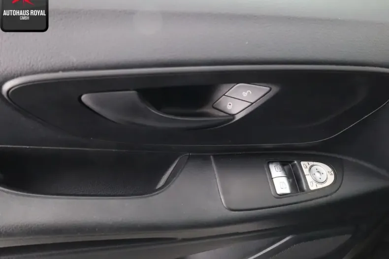 Mercedes-Benz Vito din 2020 cu 82.898 km - oferta MER112631 - foto 14