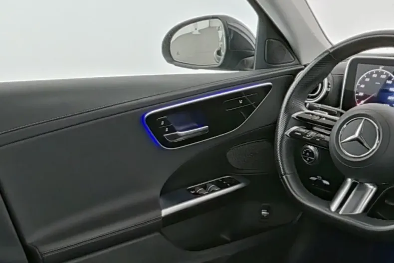 Mercedes-Benz C 200 din 2023 cu 24.143 km - oferta MER112632 - foto 5