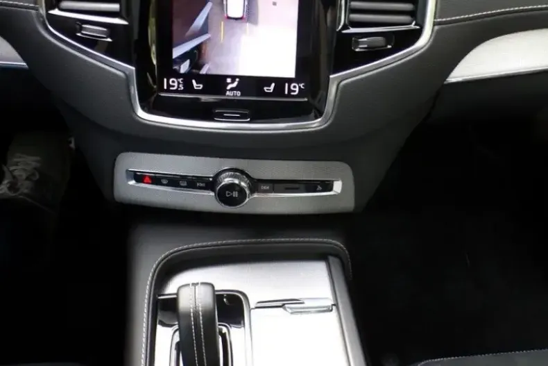 Volvo XC90 din 2022 cu 92.000 km - oferta VOL112643 - foto 7