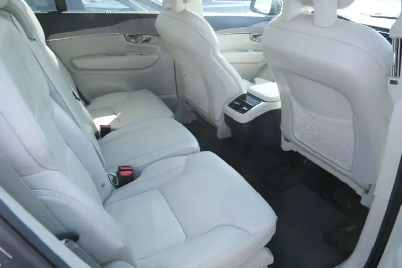 Volvo XC90 din 2021 cu 90.000 km - oferta VOL112646 - foto 4