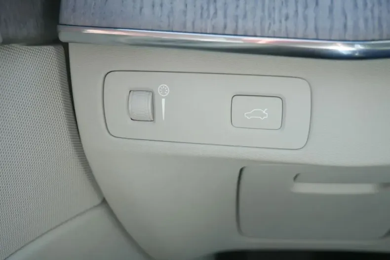 Volvo XC90 din 2021 cu 90.000 km - oferta VOL112646 - foto 15