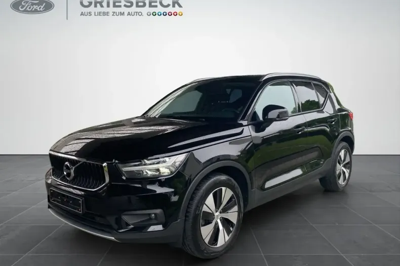 Volvo XC40 din 2021 cu 57.874 km - oferta VOL112649 - foto 1