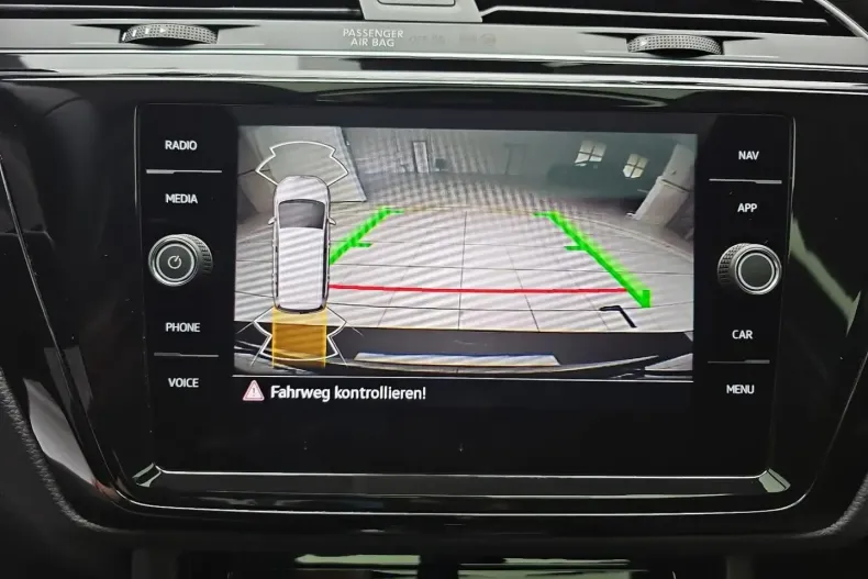 Volkswagen Touran din 2024 cu 19.280 km - oferta VOL112653 - foto 11