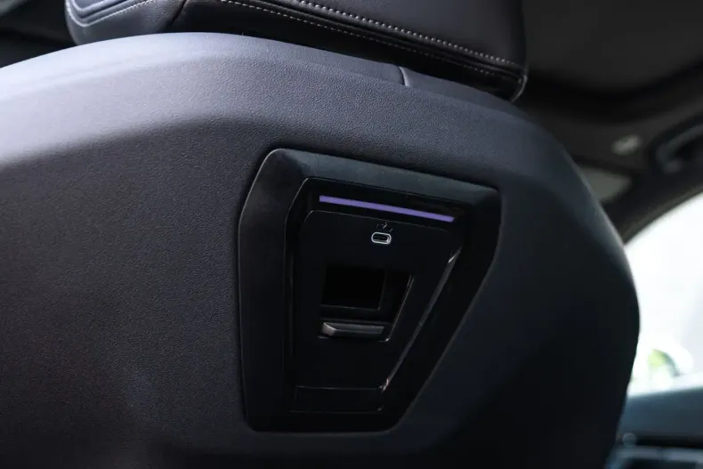 BMW 520 din 2024 cu 18.000 km - oferta BMW112656 - foto 27