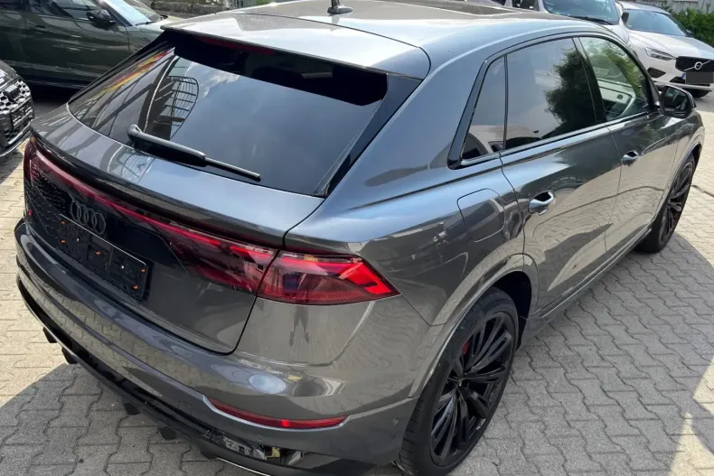 Audi Q8 din 2024 cu 22.902 km - oferta AUD112659 - foto 12