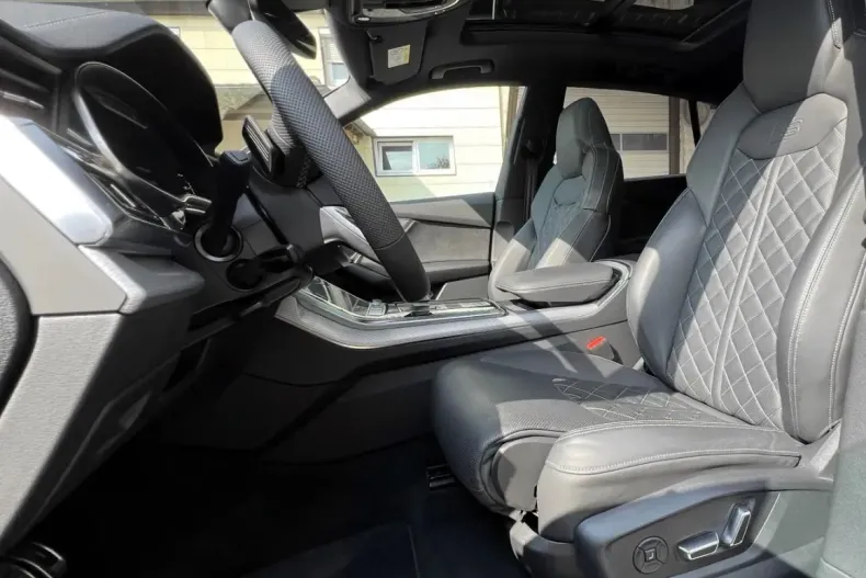 Audi Q8 din 2024 cu 22.902 km - oferta AUD112659 - foto 21